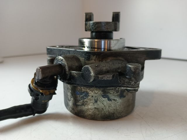 bontott OPEL CORSA C Vákumpumpa