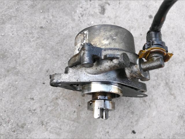 bontott OPEL CORSA C Vákumpumpa