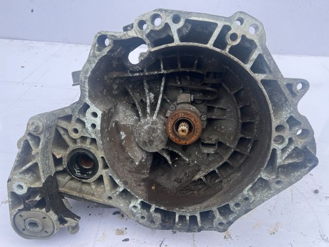 bontott OPEL CORSA C Váltó (Mechanikus)