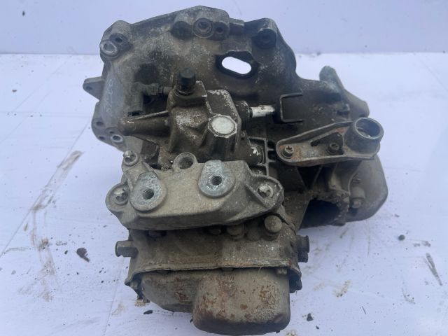 bontott OPEL CORSA C Váltó (Mechanikus)