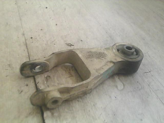 bontott OPEL CORSA C Váltó Tartó Bak (Pozíciófüggetlen)