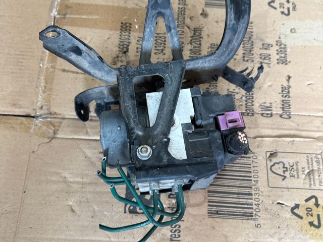 bontott OPEL CORSA C ABS Kocka