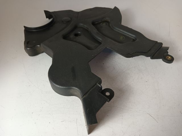 bontott OPEL CORSA C Első Alsó Vezérlés Burkolat