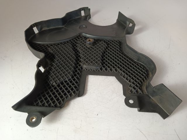 bontott OPEL CORSA C Első Alsó Vezérlés Burkolat