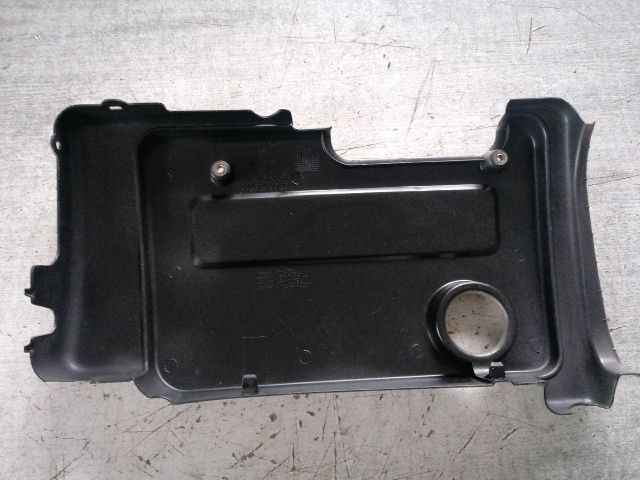 bontott OPEL CORSA C Felső Motorburkolat