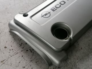 bontott OPEL CORSA C Felső Motorburkolat