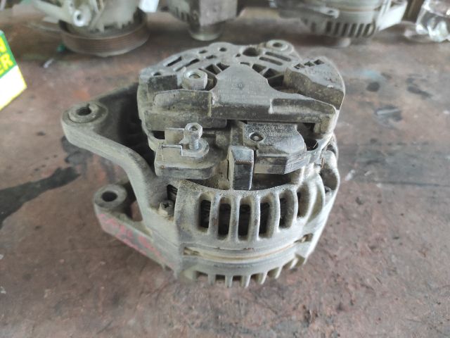 bontott OPEL CORSA C Generátor