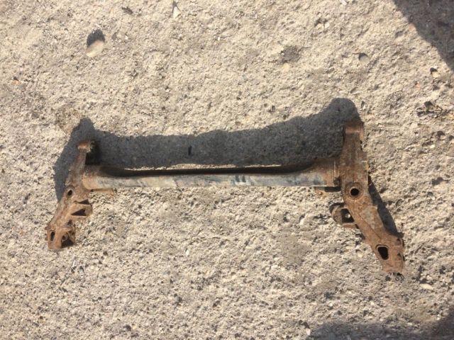 bontott OPEL CORSA C Hátsó Bölcső