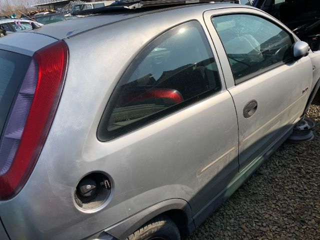 bontott OPEL CORSA C Jobb hátsó Rugó