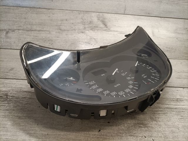 bontott OPEL CORSA C Kilométeróra