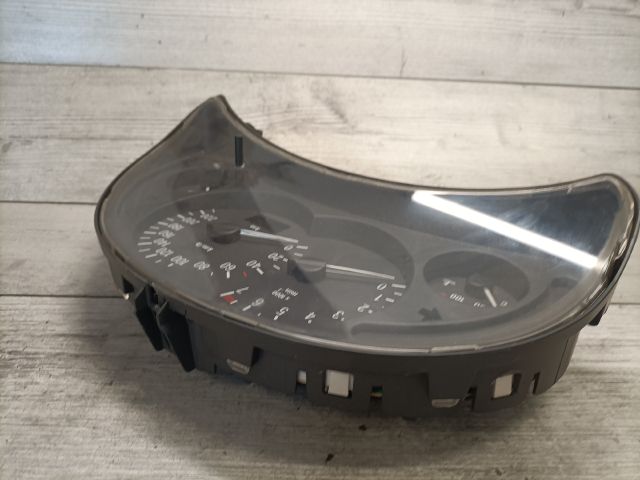 bontott OPEL CORSA C Kilométeróra