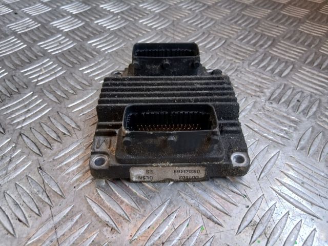 bontott OPEL CORSA C Motorvezérlő