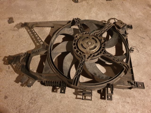 bontott OPEL CORSA C Hűtőventilátor