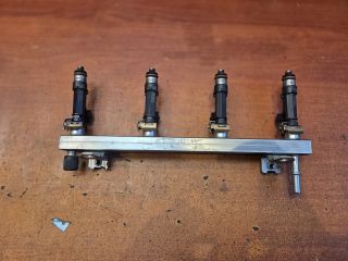 bontott OPEL CORSA C Porlasztó Sor / Híd