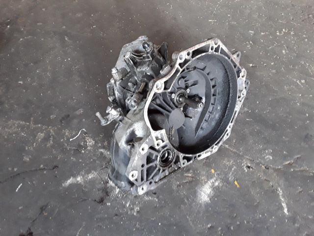 bontott OPEL CORSA C Váltó (Mechanikus)