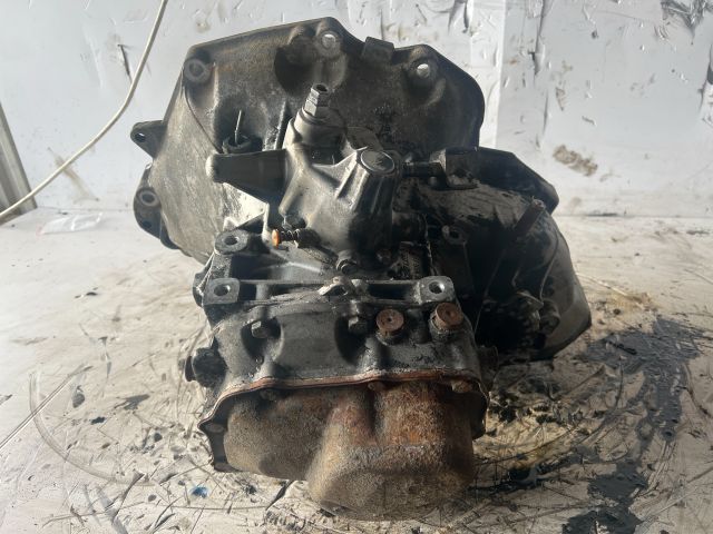 bontott OPEL CORSA C Váltó (Mechanikus)