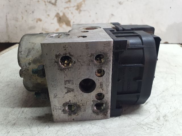 bontott OPEL CORSA C ABS Kocka