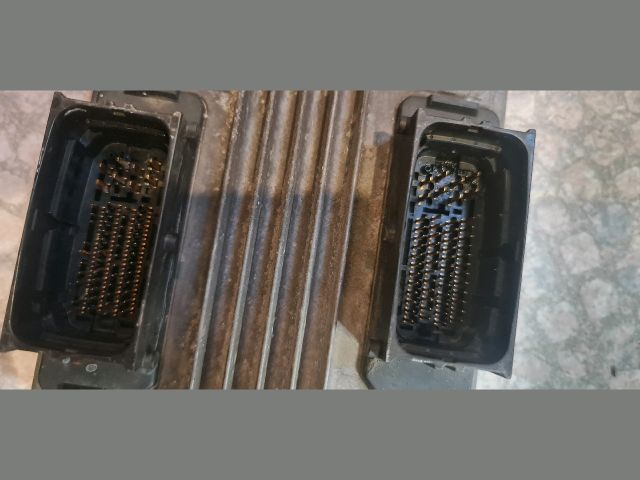 bontott OPEL CORSA C Motorvezérlő