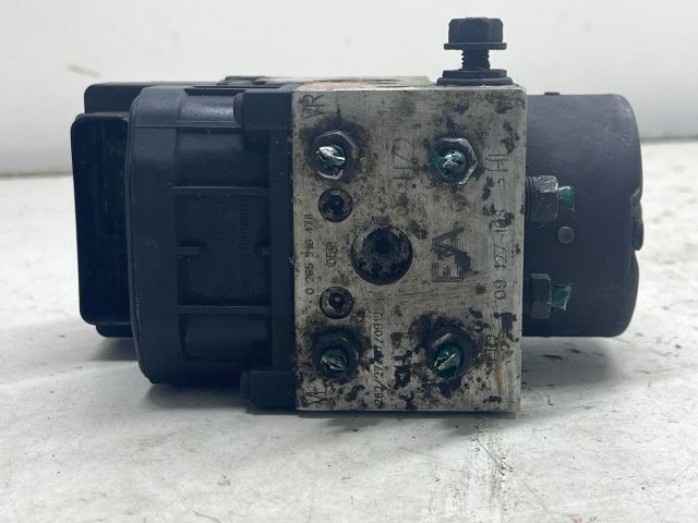 bontott OPEL CORSA C ABS Kocka