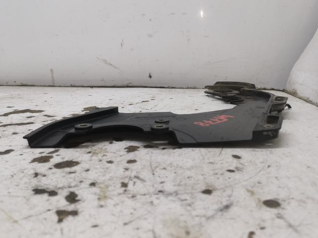 bontott OPEL CORSA C Hátsó Vezérlés Burkolat