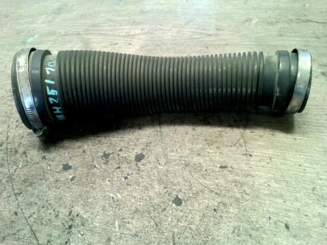 bontott OPEL CORSA C Légbeömlő Cső