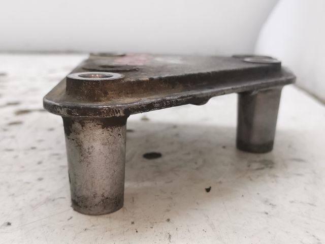 bontott OPEL CORSA C Motor Tartó Bak (Fém)