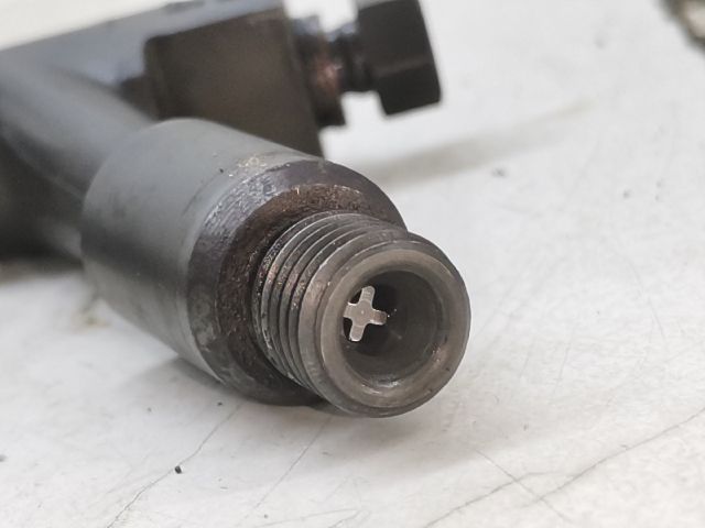 bontott OPEL CORSA C Porlasztó (1 db)