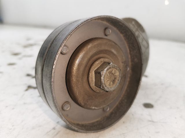 bontott OPEL CORSA C Szíjfeszítő Görgő