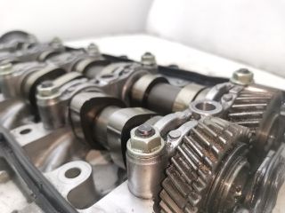 bontott OPEL CORSA C Vezérműtengely Házzal