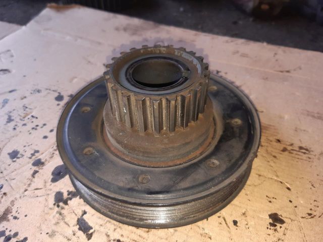 bontott OPEL CORSA C Főtengely Szíjtárcsa