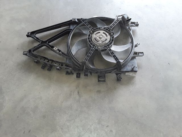 bontott OPEL CORSA C Hűtőventilátor