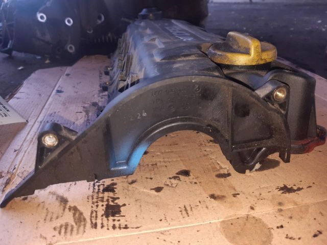 bontott OPEL CORSA C Szelepfedél