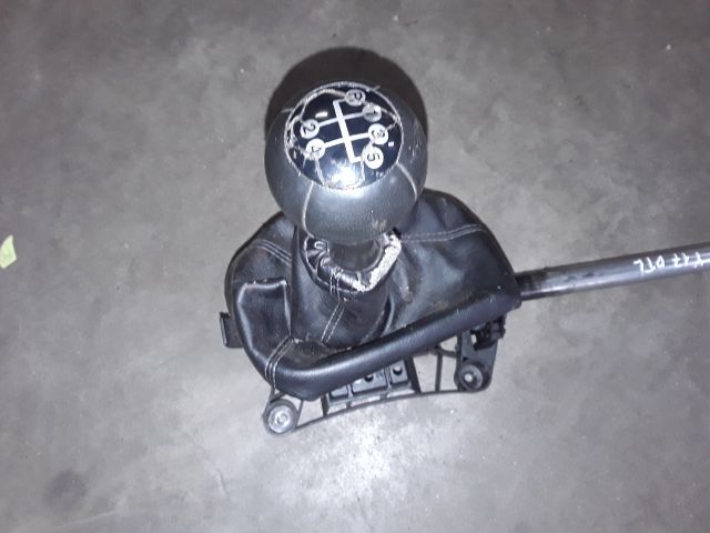 bontott OPEL CORSA C Váltó Kulissza