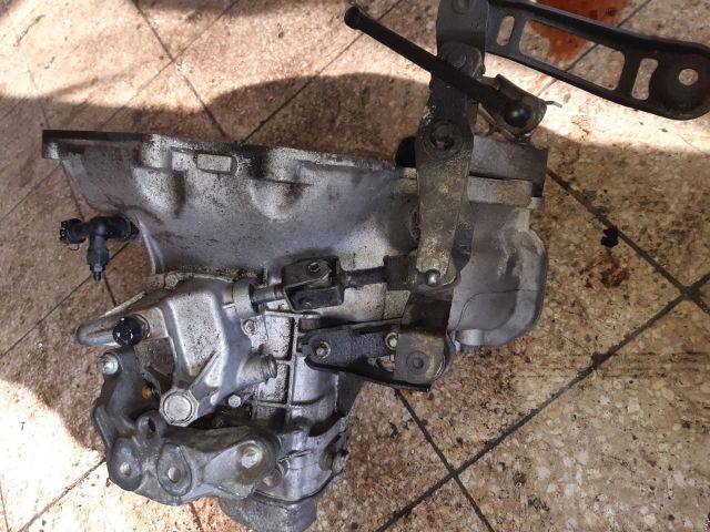 bontott OPEL CORSA C Váltó (Mechanikus)