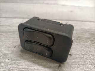 bontott OPEL CORSA C Ablakemelő Kapcsoló Négyes / Kettes