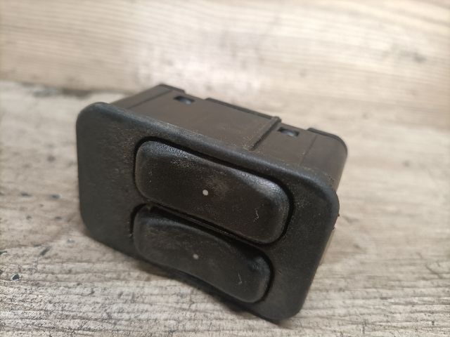 bontott OPEL CORSA C Ablakemelő Kapcsoló Négyes / Kettes