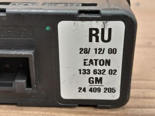 bontott OPEL CORSA C Ablakemelő Kapcsoló Négyes / Kettes