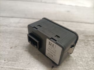 bontott OPEL CORSA C Ablakemelő Kapcsoló Négyes / Kettes