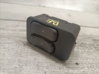 bontott OPEL CORSA C Ablakemelő Kapcsoló Négyes / Kettes