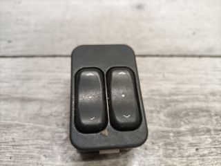 bontott OPEL CORSA C Ablakemelő Kapcsoló Négyes / Kettes