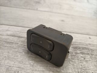 bontott OPEL CORSA C Ablakemelő Kapcsoló Négyes / Kettes