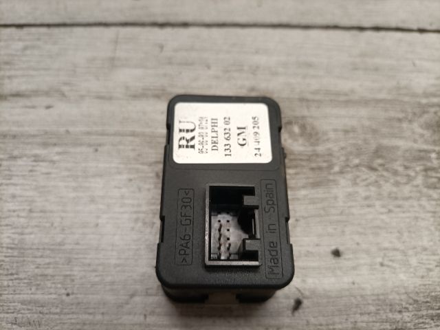 bontott OPEL CORSA C Ablakemelő Kapcsoló Négyes / Kettes