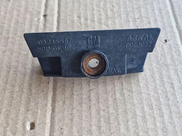 bontott OPEL CORSA C Akkumulátor Leszorító