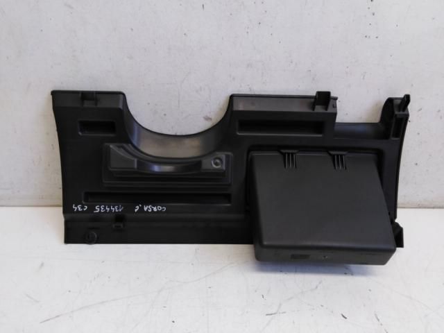 bontott OPEL CORSA C Bal Alsó Műszerfal Burkolat