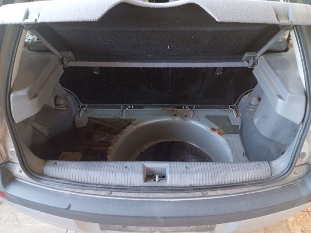 bontott OPEL CORSA C Bal C Oszlop Burkolat