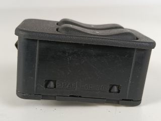 bontott OPEL CORSA C Bal első Ablakemelő Kapcsoló