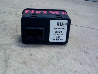 bontott OPEL CORSA C Bal első Ablakemelő Kapcsoló