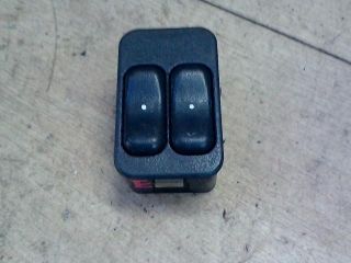 bontott OPEL CORSA C Bal első Ablakemelő Kapcsoló