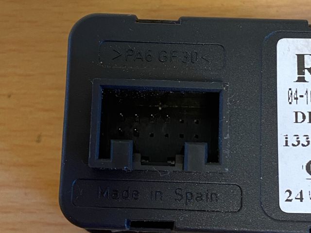 bontott OPEL CORSA C Bal első Ablakemelő Kapcsoló