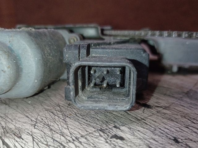 bontott OPEL CORSA C Bal első Ablakemelő Szerkezet (Elektromos)